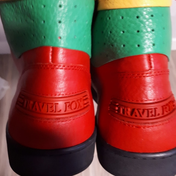 Men Travel Fox Sneakers - Picture 6 of 6